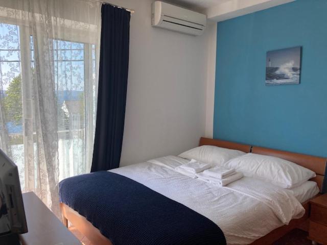 Apartments Ivancic Novi Vinodolski Bagian luar foto
