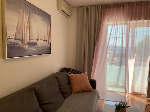 Apartments Ivancic Novi Vinodolski Bagian luar foto