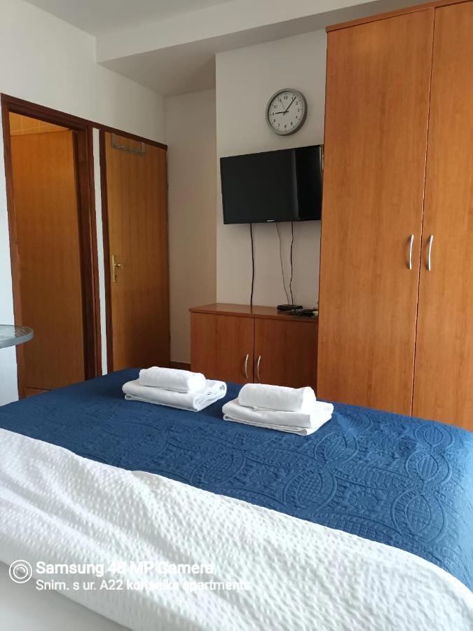 Apartments Ivancic Novi Vinodolski Bagian luar foto
