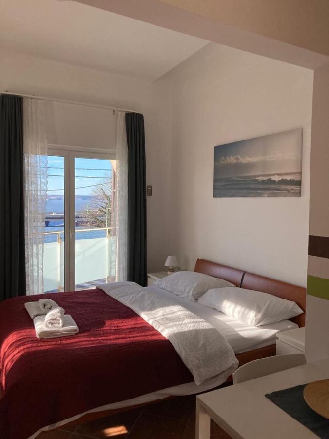 Apartments Ivancic Novi Vinodolski Bagian luar foto
