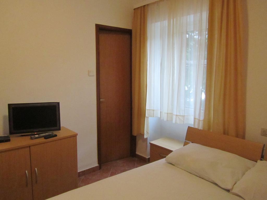 Apartments Ivancic Novi Vinodolski Ruang foto