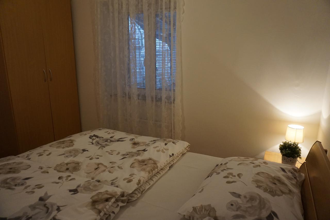 Apartments Ivancic Novi Vinodolski Bagian luar foto