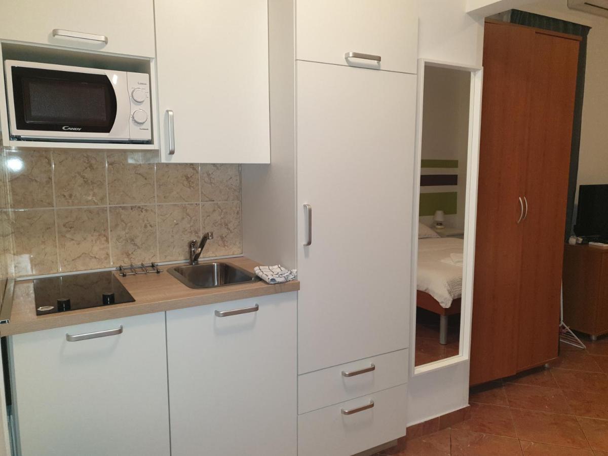 Apartments Ivancic Novi Vinodolski Bagian luar foto
