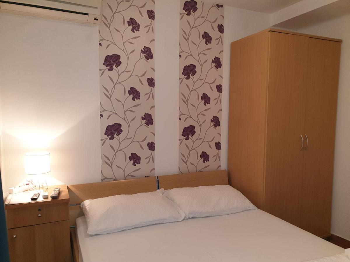 Apartments Ivancic Novi Vinodolski Bagian luar foto